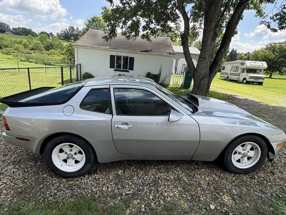 1985 Porsche 944 - Image 5 of 15