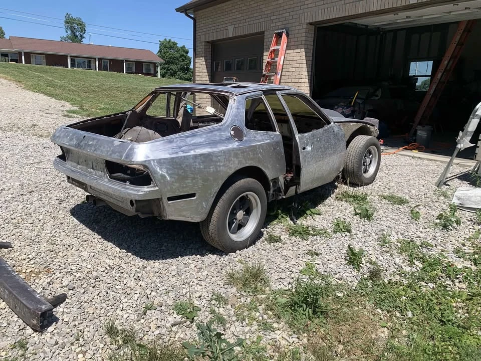 1985 Porsche 944 - Image 7 of 15