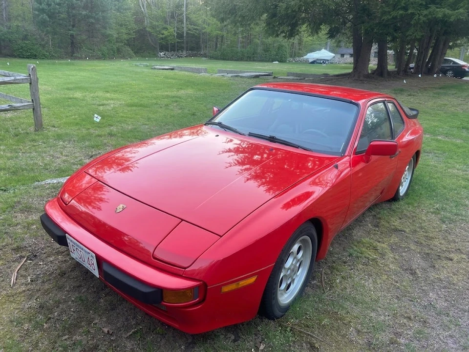 1985 Porsche 944 - Image 2 of 8