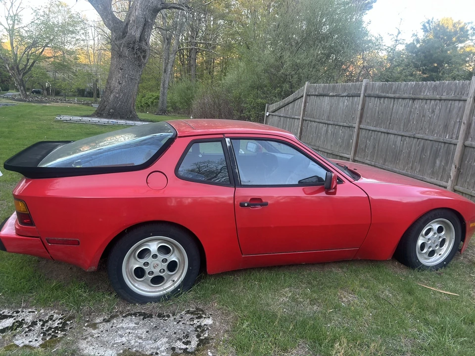 1985 Porsche 944 - Image 3 of 8