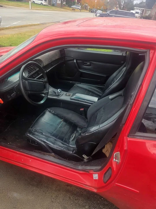 1985 Porsche 944 - Image 5 of 5