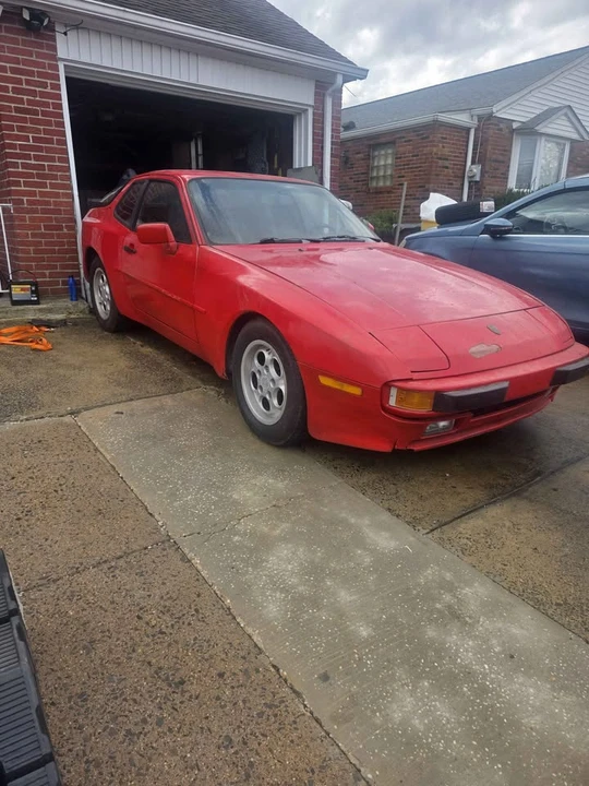 1985 Porsche 944 - Image 2 of 5
