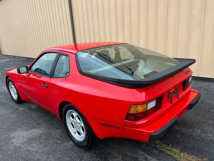 1985 Porsche 944 - Image 3 of 9