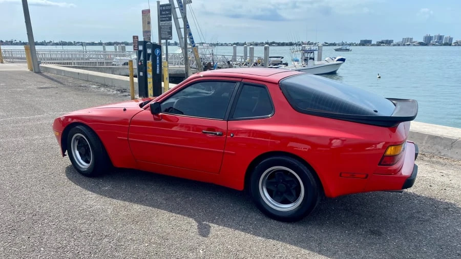 1985 Porsche 944 - Image 2 of 14