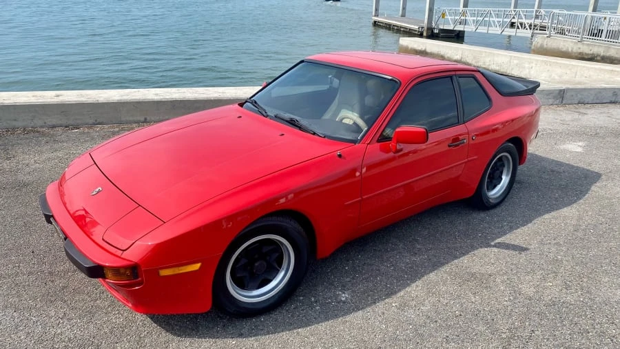 1985 Porsche 944 - Image 13 of 14