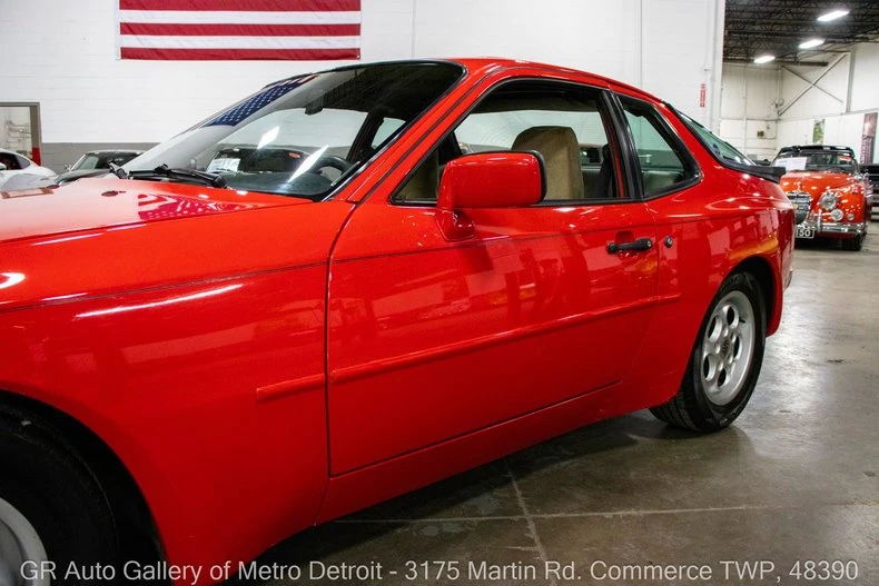 1985 Porsche 944 - Image 22 of 31