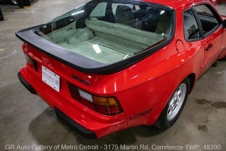 1985 Porsche 944 - Image 16 of 31