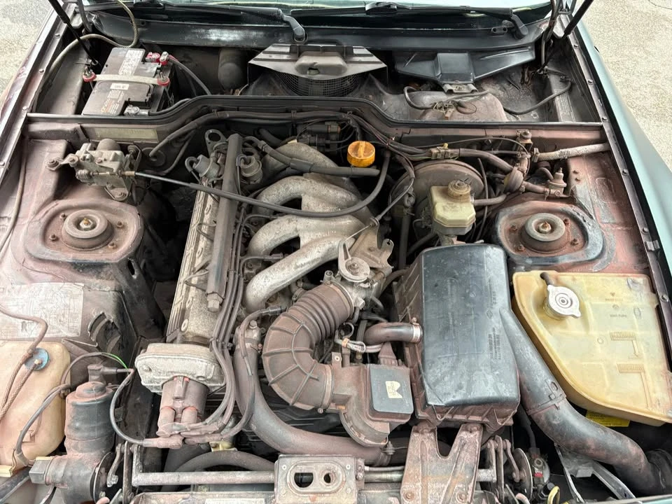 1985 Porsche 944 - Image 17 of 20