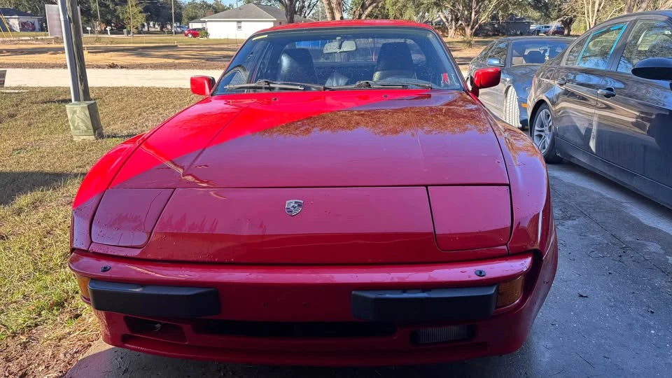 1985 Porsche 944 - Image 2 of 19