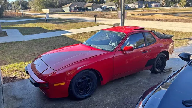 1985 Porsche 944