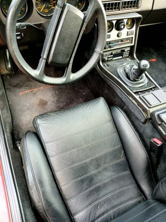 1985 Porsche 944 - Image 11 of 17