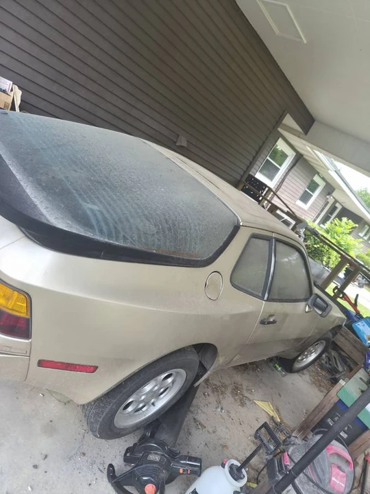 1985 Porsche 944 - Image 3 of 12