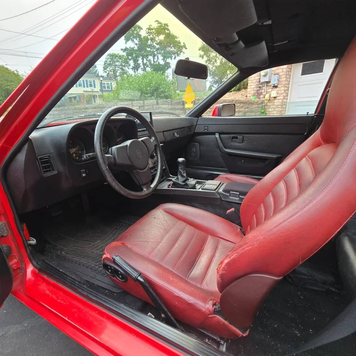 1985 Porsche 944 - Image 13 of 16