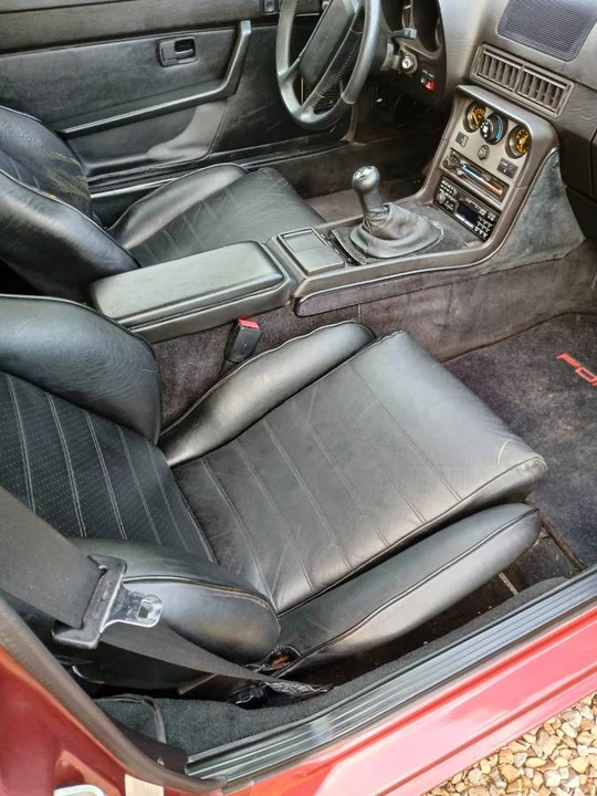 1985 Porsche 944 - Image 10 of 17