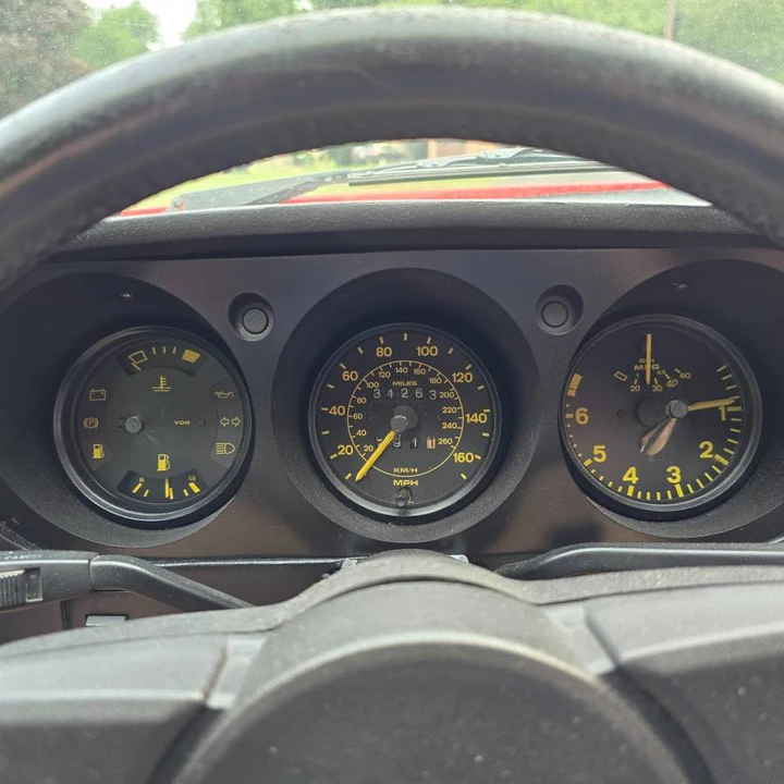 1985 Porsche 944 - Image 15 of 16