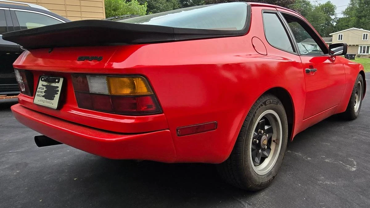 1985 Porsche 944 - Image 9 of 16