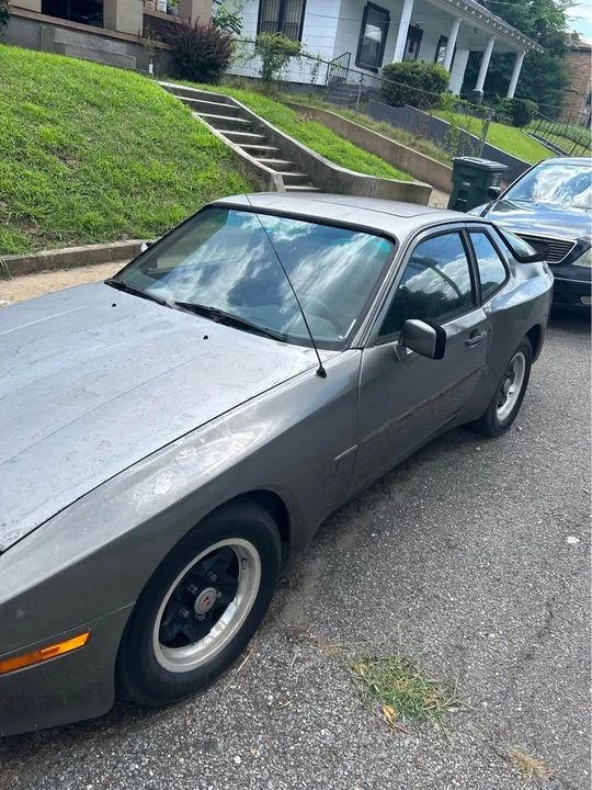 1985 Porsche 944 - Image 4 of 9