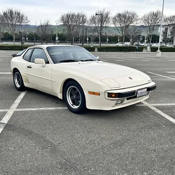 1985 Porsche 944