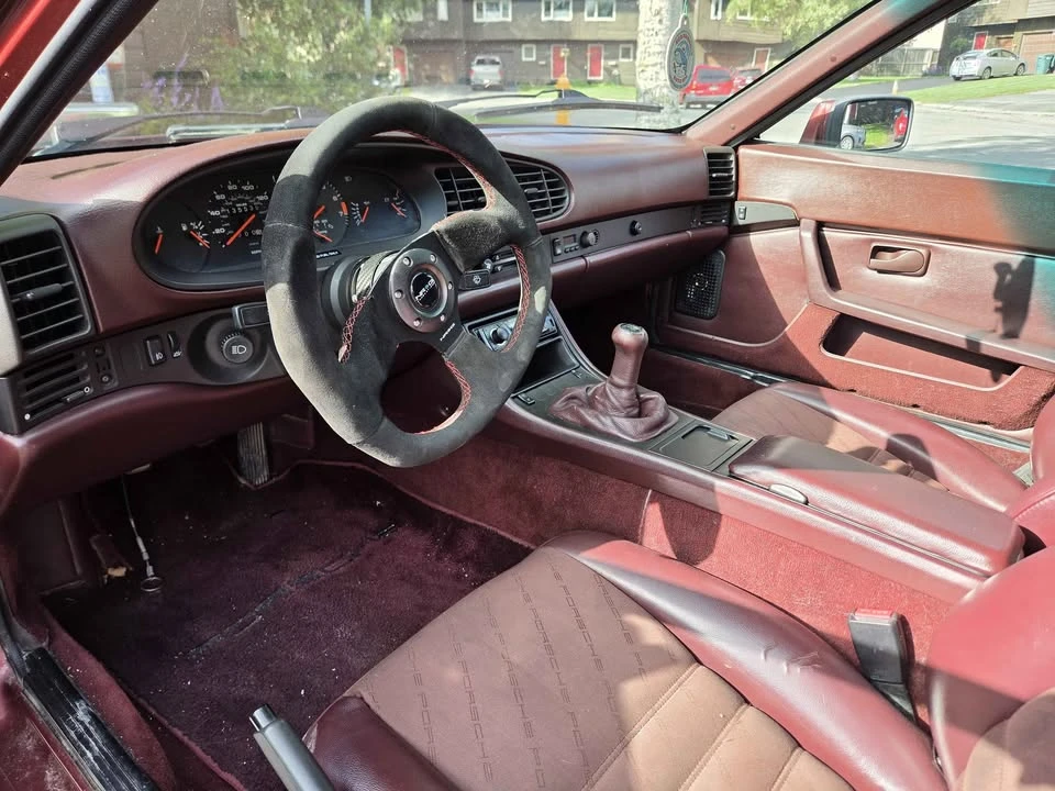 1985 Porsche 944 - Image 5 of 7