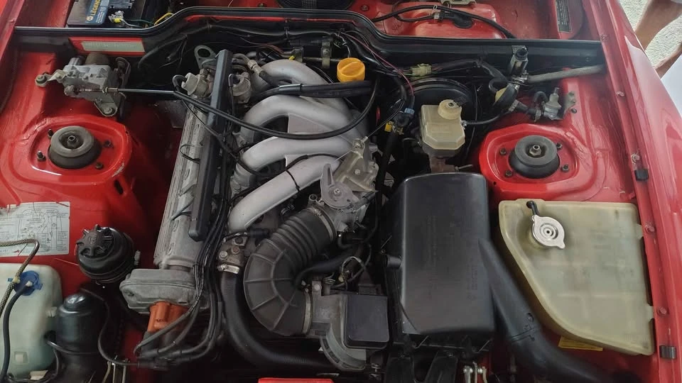 1985 Porsche 944 - Image 10 of 20