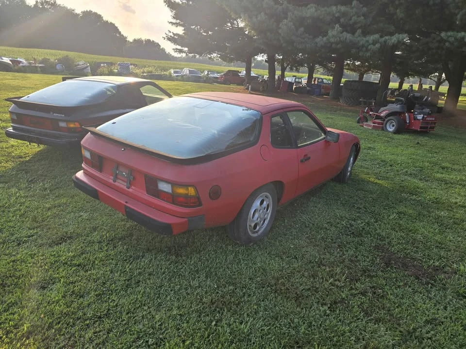 1985 Porsche 944 - Image 11 of 15