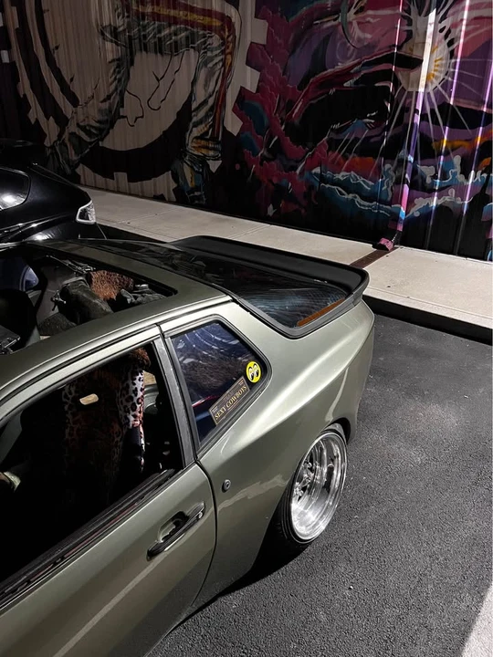 1985 Porsche 944 - Image 7 of 8