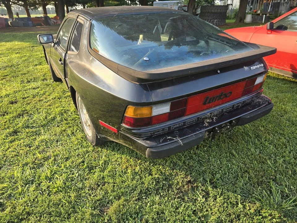 1985 Porsche 944 - Image 3 of 15