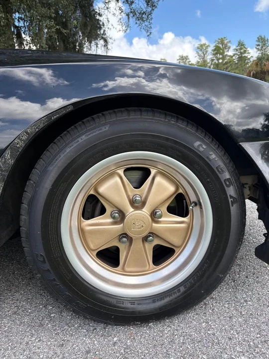 1985 Porsche 944 - Image 18 of 20