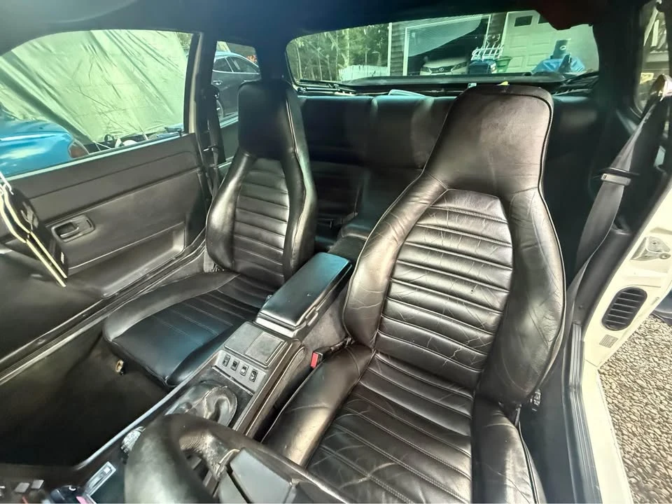 1985 Porsche 944 - Image 5 of 6