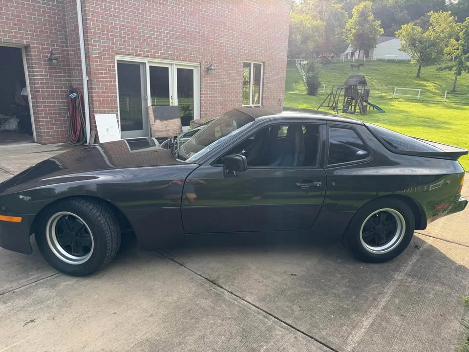 1985 Porsche 944 - Image 3 of 10