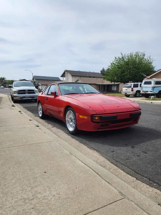 1985 Porsche 944 - Image 2 of 3