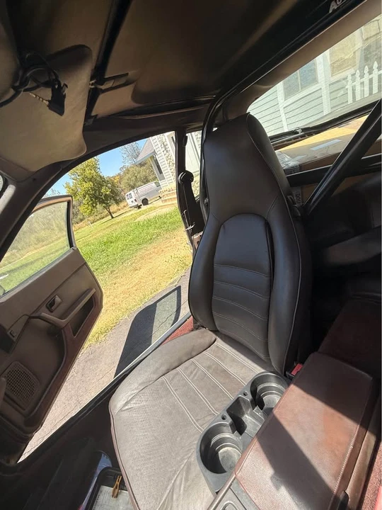 1985 Porsche 944 - Image 17 of 19
