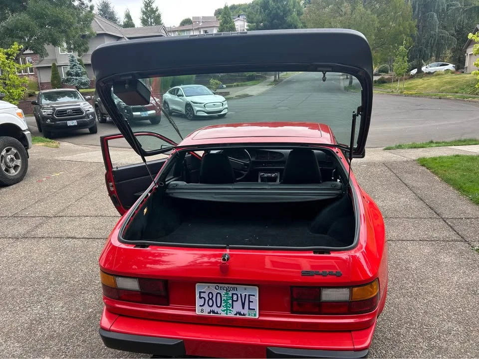 1985 Porsche 944 - Image 12 of 13