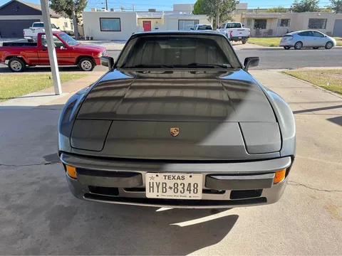1985 Porsche 944