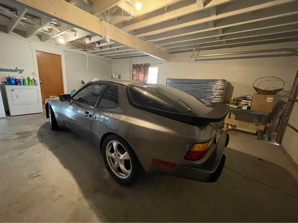 1985 Porsche 944 - Image 10 of 14