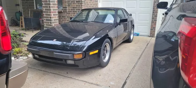 1985 Porsche 944