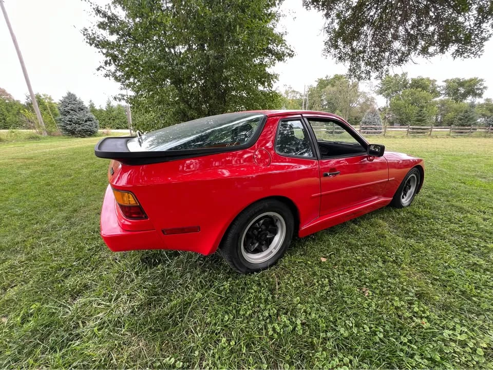 1985 Porsche 944 - Image 4 of 14
