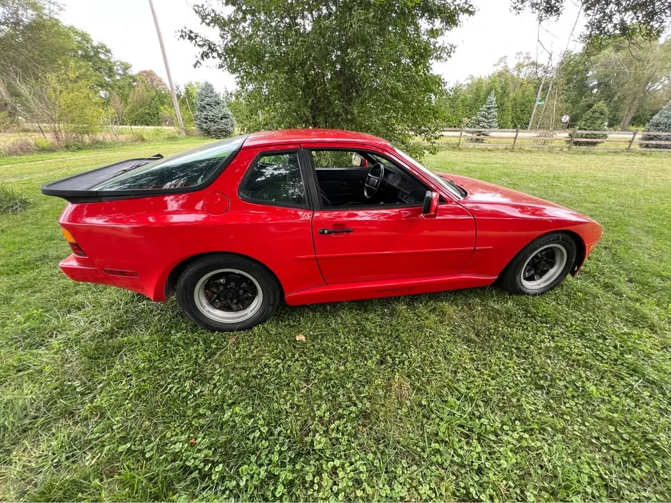 1985 Porsche 944 - Image 6 of 14