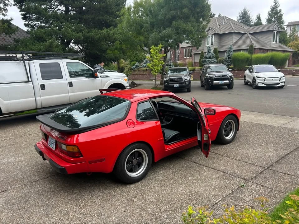 1985 Porsche 944 - Image 9 of 13