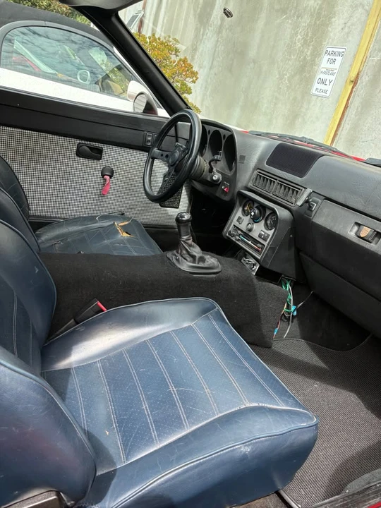 1985 Porsche 944 - Image 7 of 7