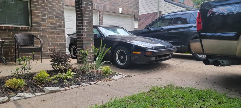 1985 Porsche 944 - Image 2 of 14