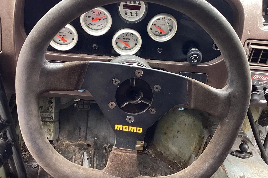 1985 Porsche 944 - Image 30 of 31