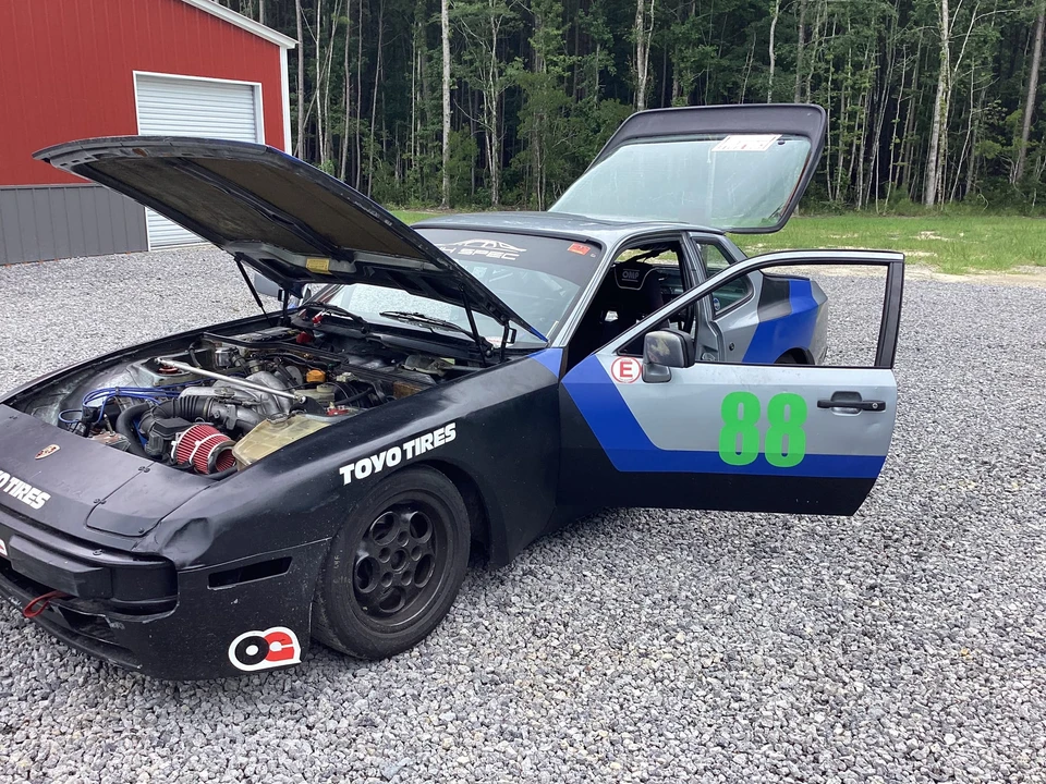 1985 Porsche 944 - Image 13 of 31