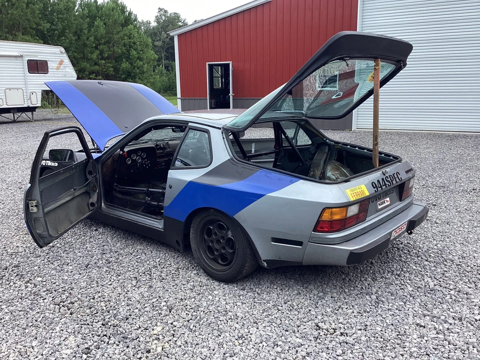 1985 Porsche 944 - Image 15 of 31