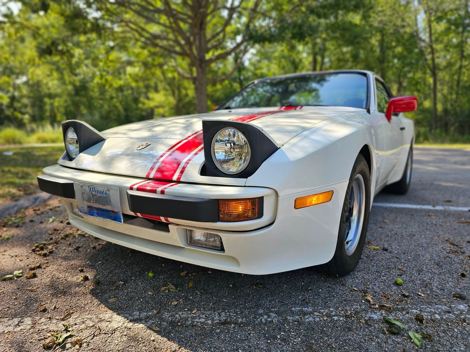1985 Porsche 944 S - Image 6 of 26