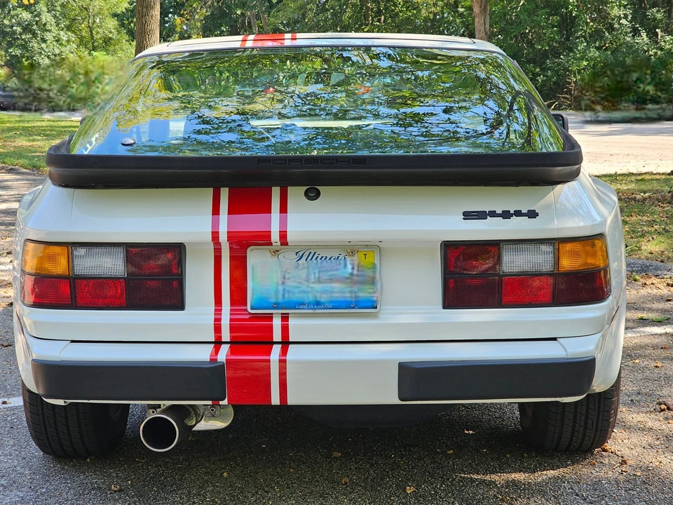 1985 Porsche 944 S - Image 3 of 26