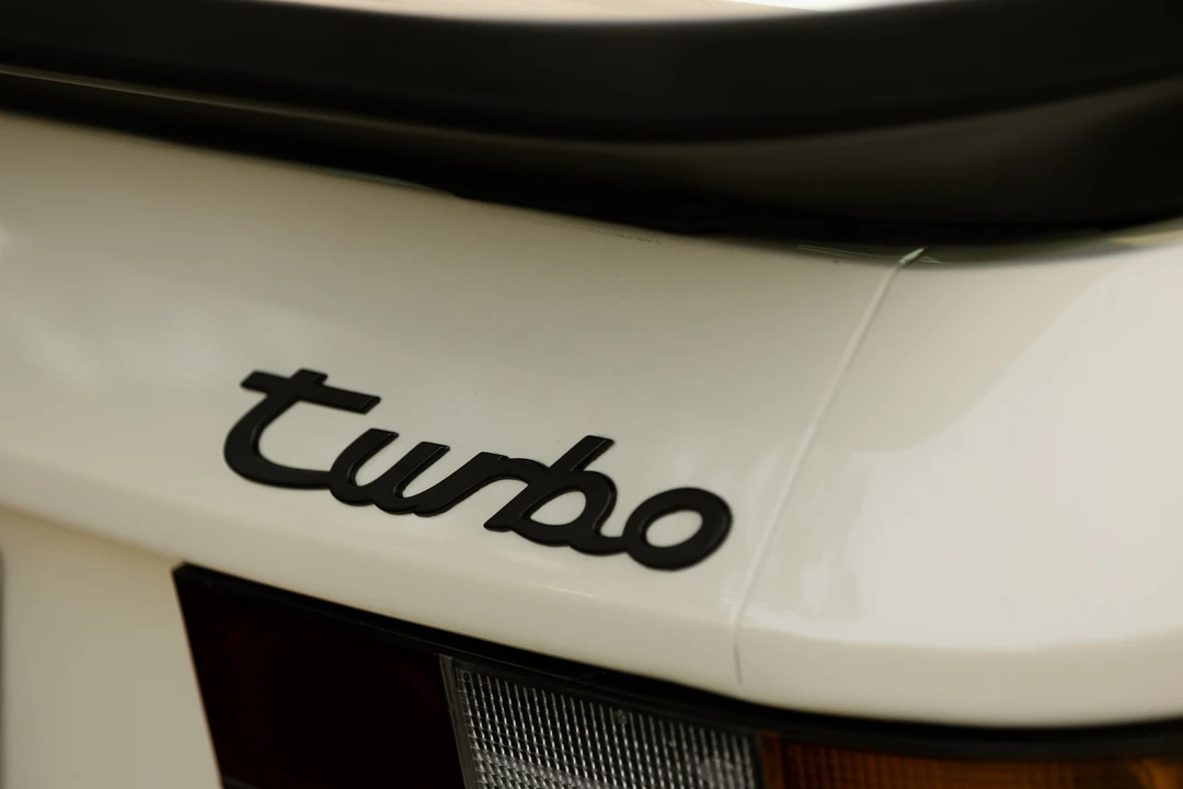 1986 Porsche 944 Turbo - Image 19 of 31