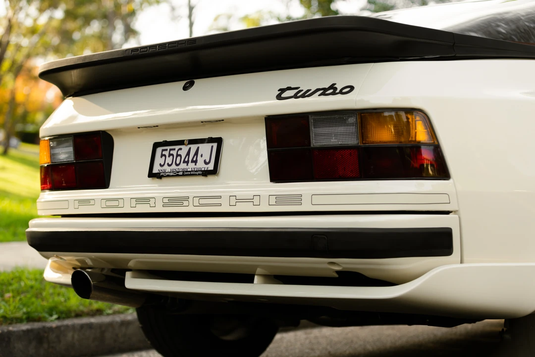 1986 Porsche 944 Turbo - Image 23 of 31