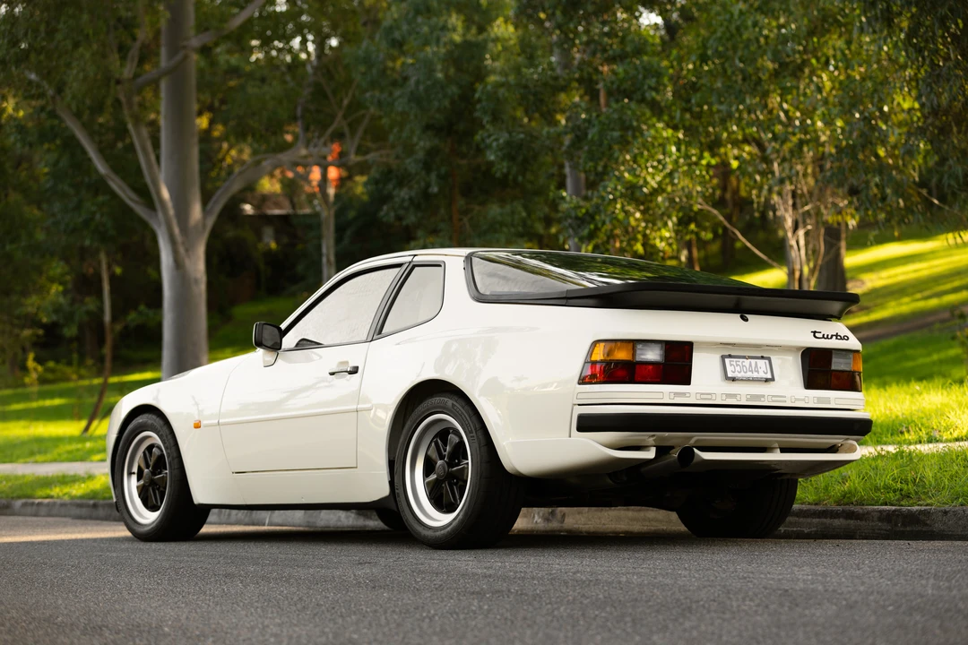1986 Porsche 944 Turbo - Image 6 of 31