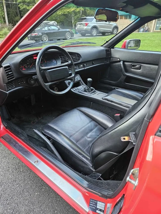 1985 Porsche 944 Turbo - Image 9 of 10